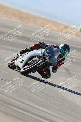 media/Jan-14-2024-SoCal Trackdays (Sun) [[2e55ec21a6]]/Turns 9 and 8 (10am)/